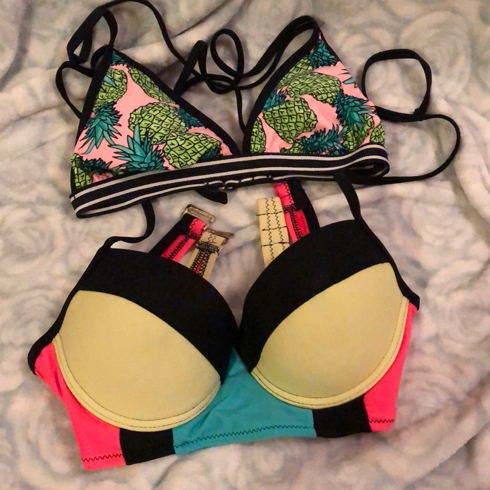 Colorful 2-pack bikini tops